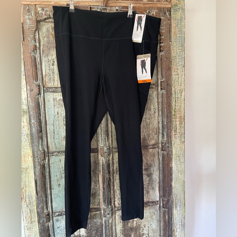 J222 NWT Mondetta Leggings In Black